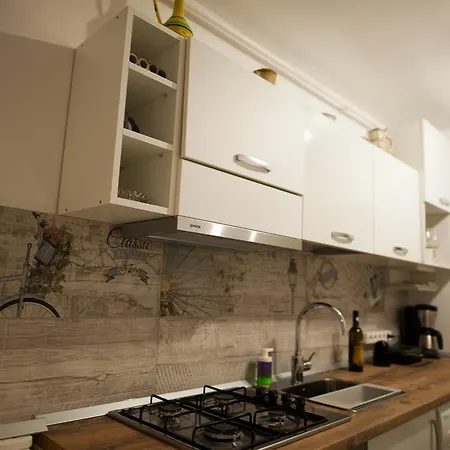 Apartment Nicola's Bucharest